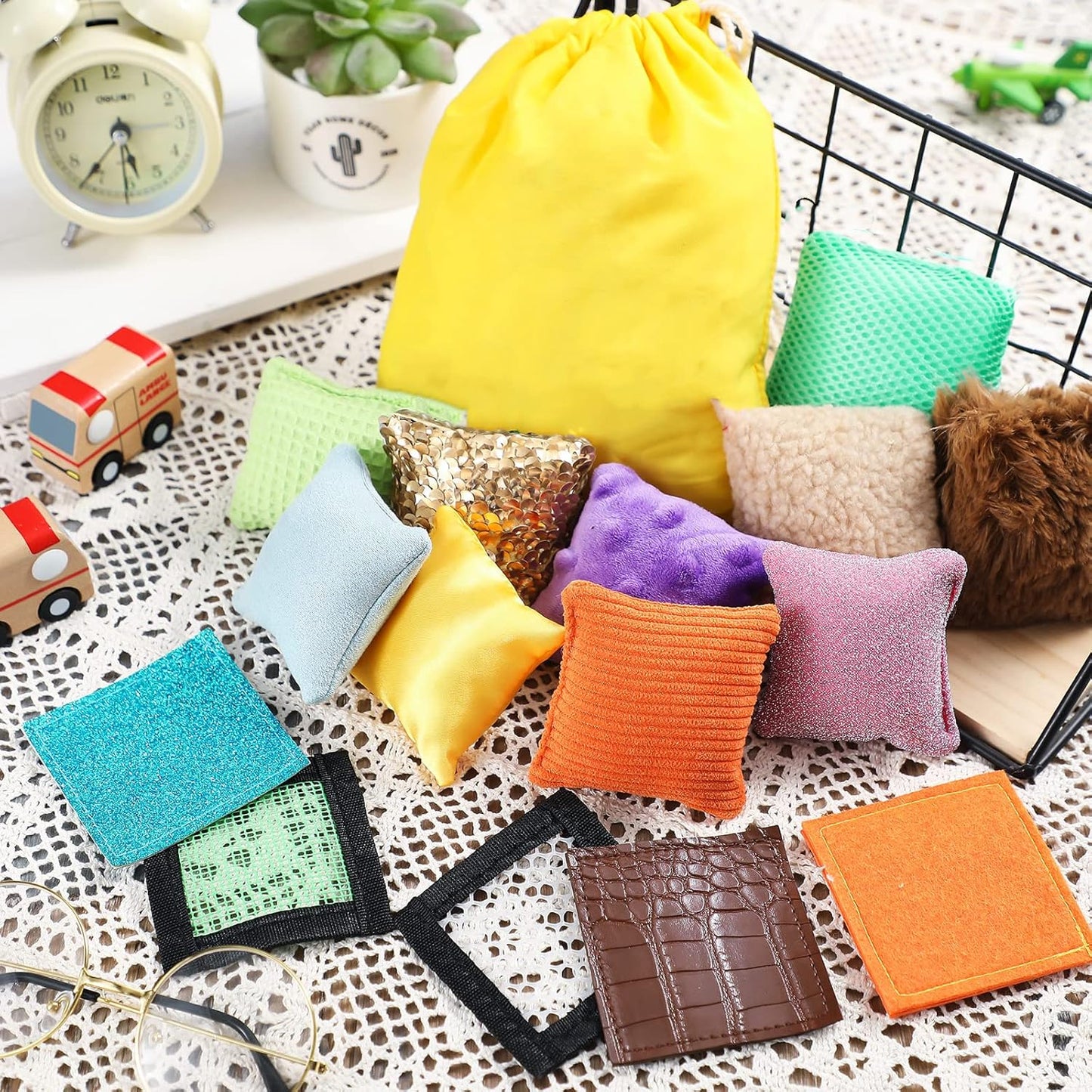 Kathfly 15件觸感豆袋方塊套裝 15-Piece Sensory Texture Squares Bean Bags