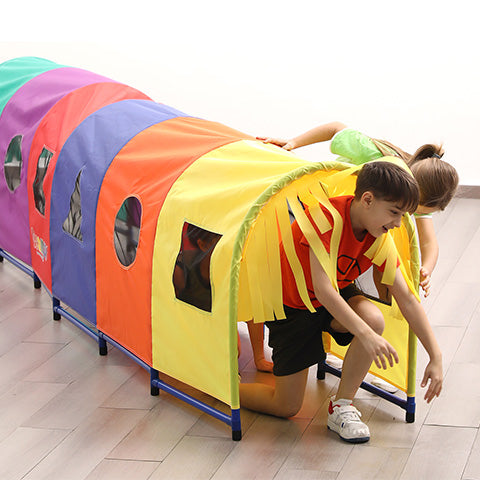 Grampus 叢林隧道 Jungle Curtain Crawl Tunnel