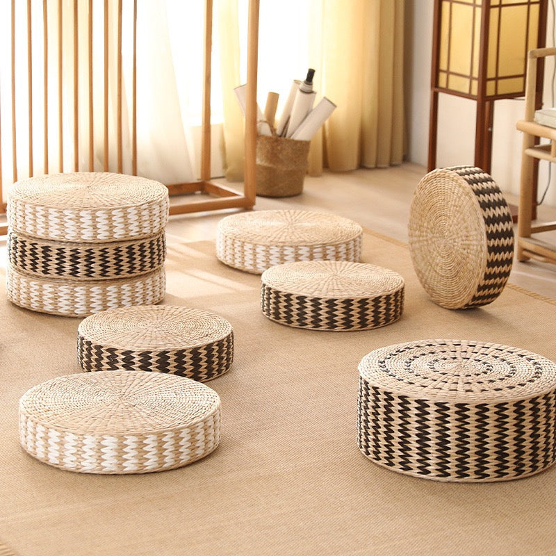 日式蒲草手工編織圓形蒲團 Handmade Natural Straw Woven Pouf