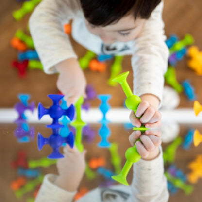 FatBrain 啵啵家族 Suction Cup Toys