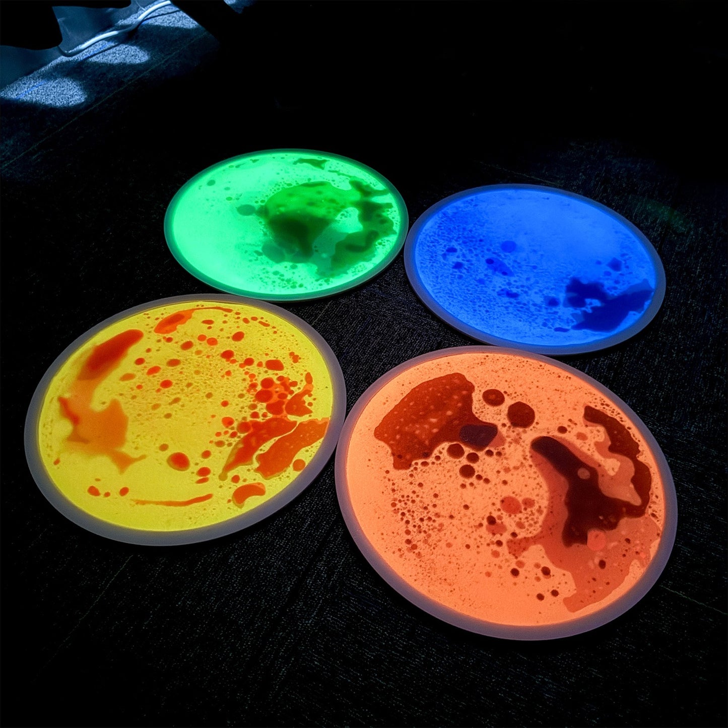 30cm夜光液態感應圓型地墊 4入組 30cm Glow-in-the-Dark Liquid Sensory Circle Tiles 4-Pack