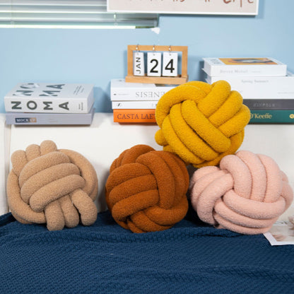 球形繩結絨毛抱枕 Spherical Knot Plush Pillow