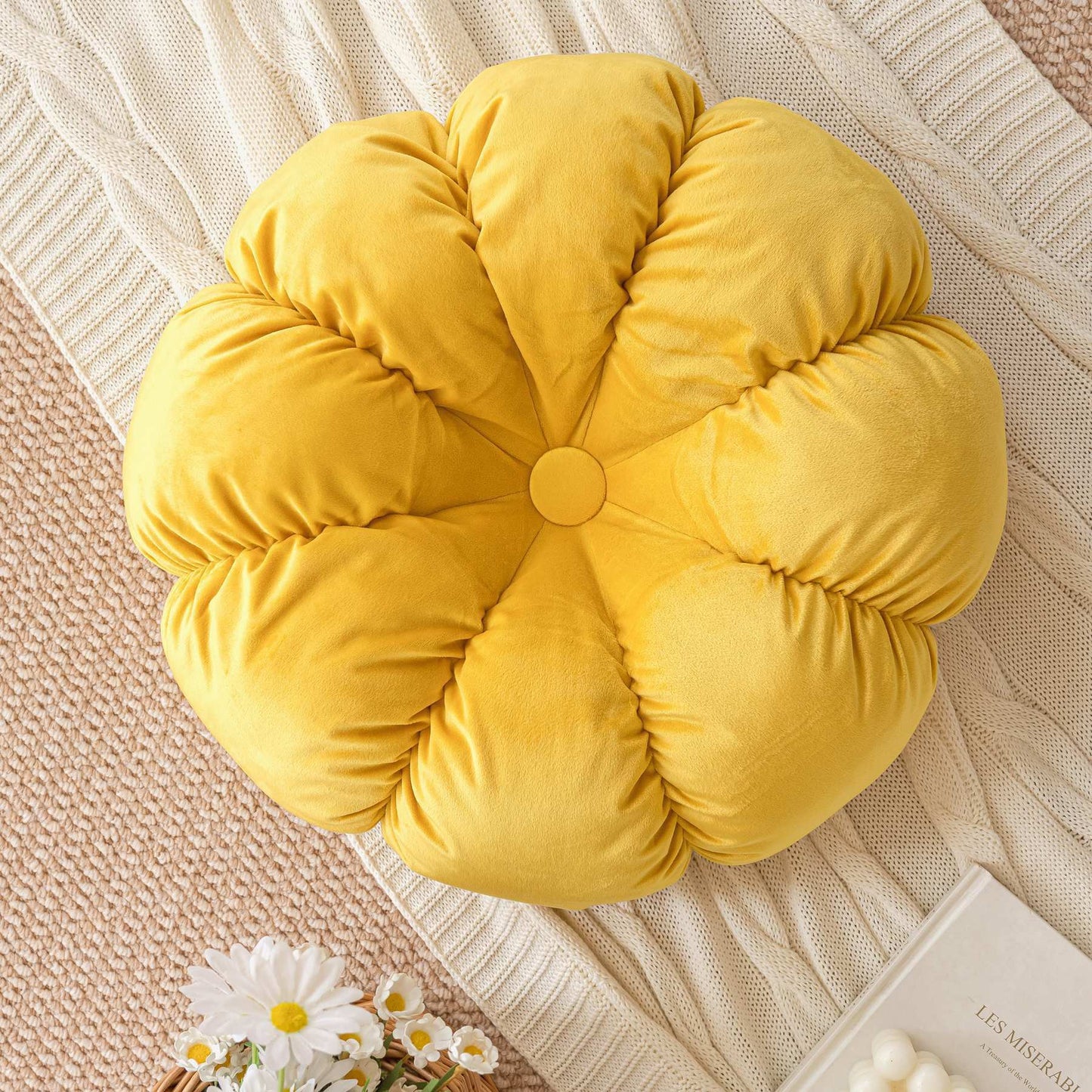八瓣花朵絲絨坐墊抱枕 直徑40cm Eight-Petal Velvet Flower Floor Cushion