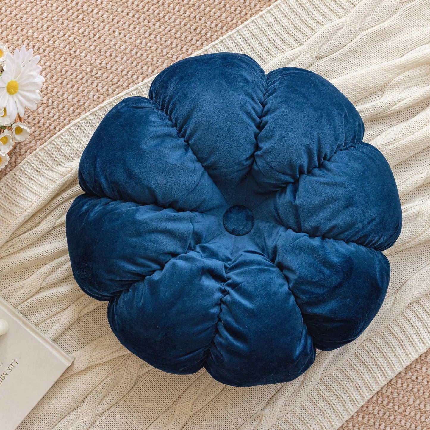 八瓣花朵絲絨坐墊抱枕 直徑40cm Eight-Petal Velvet Flower Floor Cushion