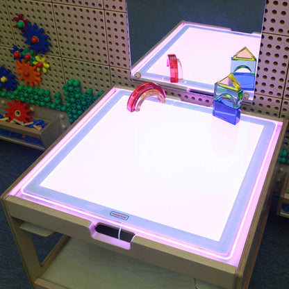 Masterkidz 輕量便攜式智能遙控變色 LED 光影板 Portable Remote Colour-Changing LED Light Panel